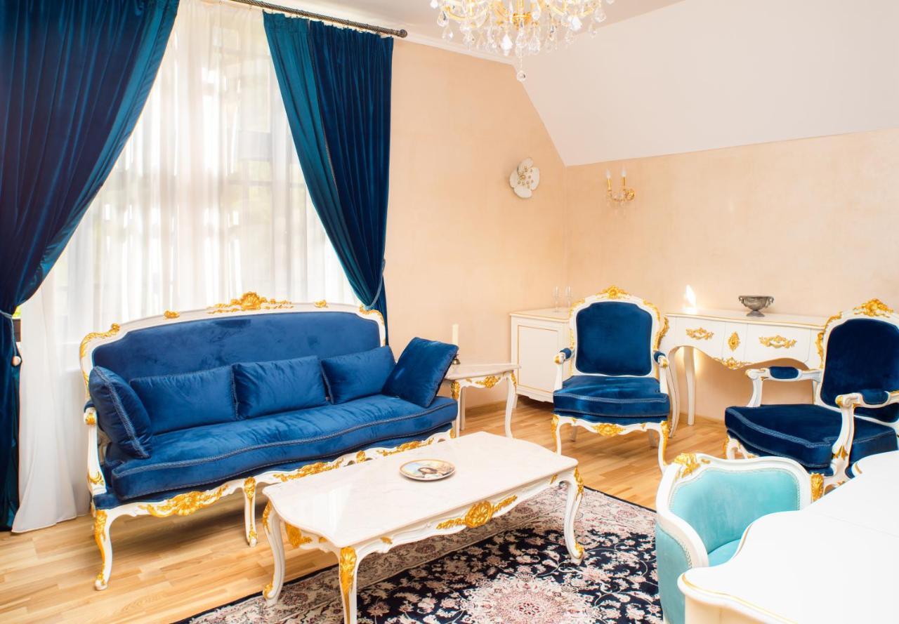 Hotel Boutique Vila Lakastel Синая Экстерьер фото