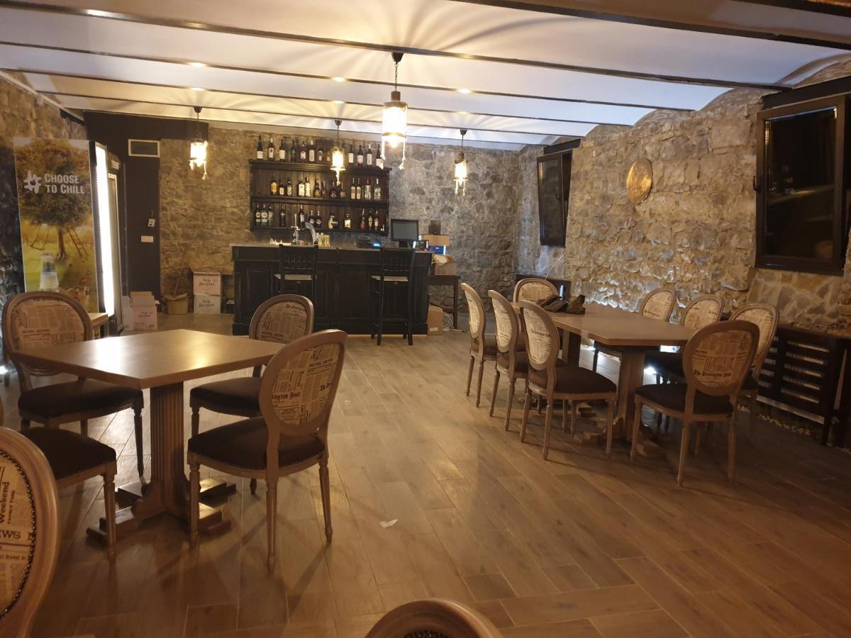 Hotel Boutique Vila Lakastel Синая Экстерьер фото